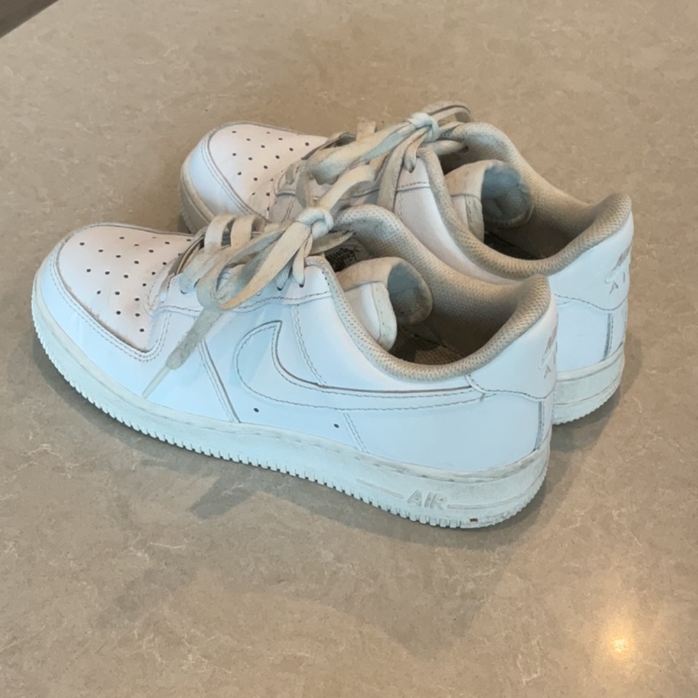 Nike Air Force 1 Shoes - Picture 3 of 14